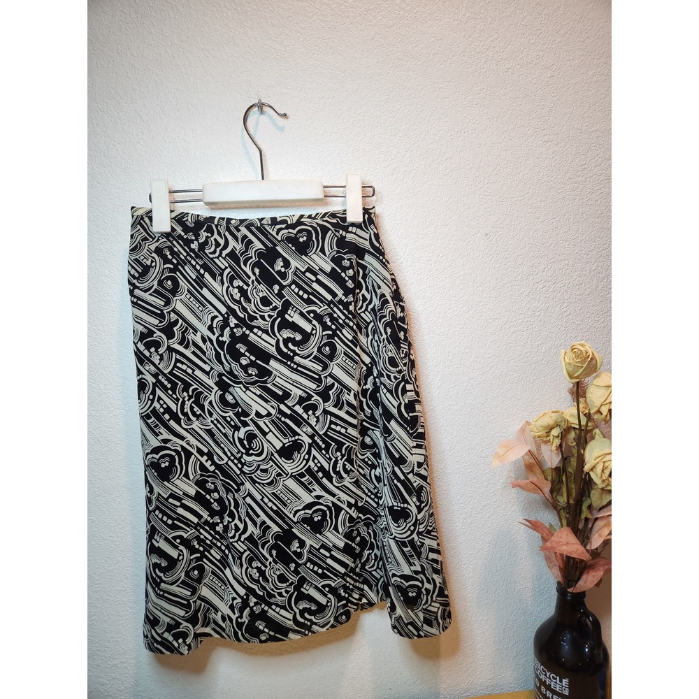 Karl Lagerfeld Japan Art Deco A-Line Skirt 38 Made in‎ Japan NWT Cupro Lined